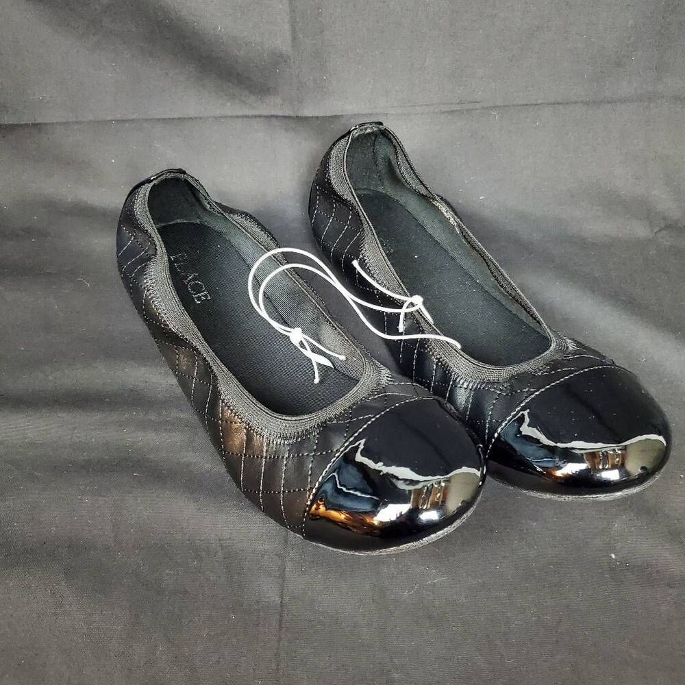 The Children's Place Black Quilted Patent Cap-Toe Ballet Flats - Girls